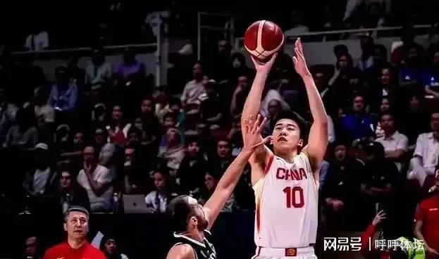 nba投注-王俊杰-郭导临别嘱咐我在美国一定要自律，细节到包括交什么朋友